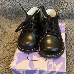 Baby walking shoes